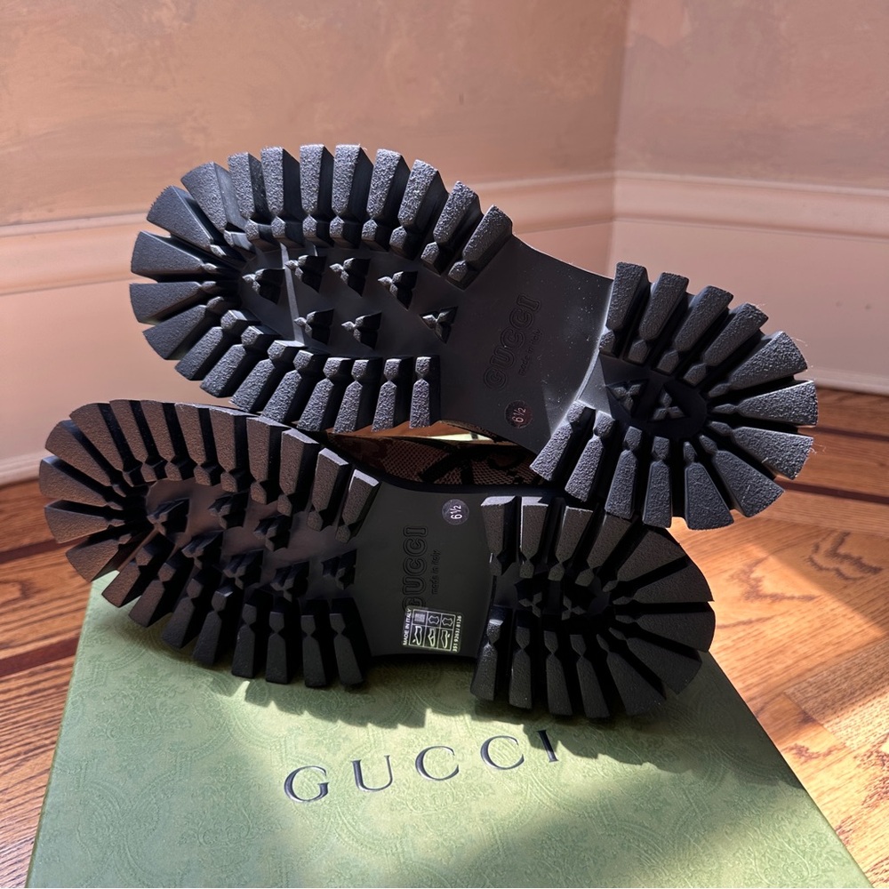 Gucci Maxi GG Canvas Lace Up Boots Size‎ 40.5 New with Box - Picture 7 of 10